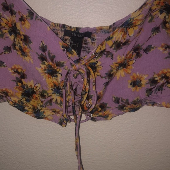 Off shoulder cropped floral top - Picture 2 of 4